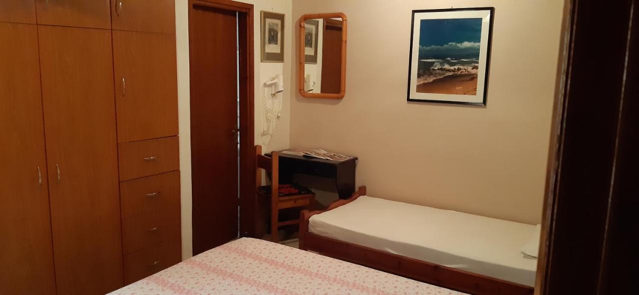 Toulatos Pantelis Apartman Puláta Kültér fotó