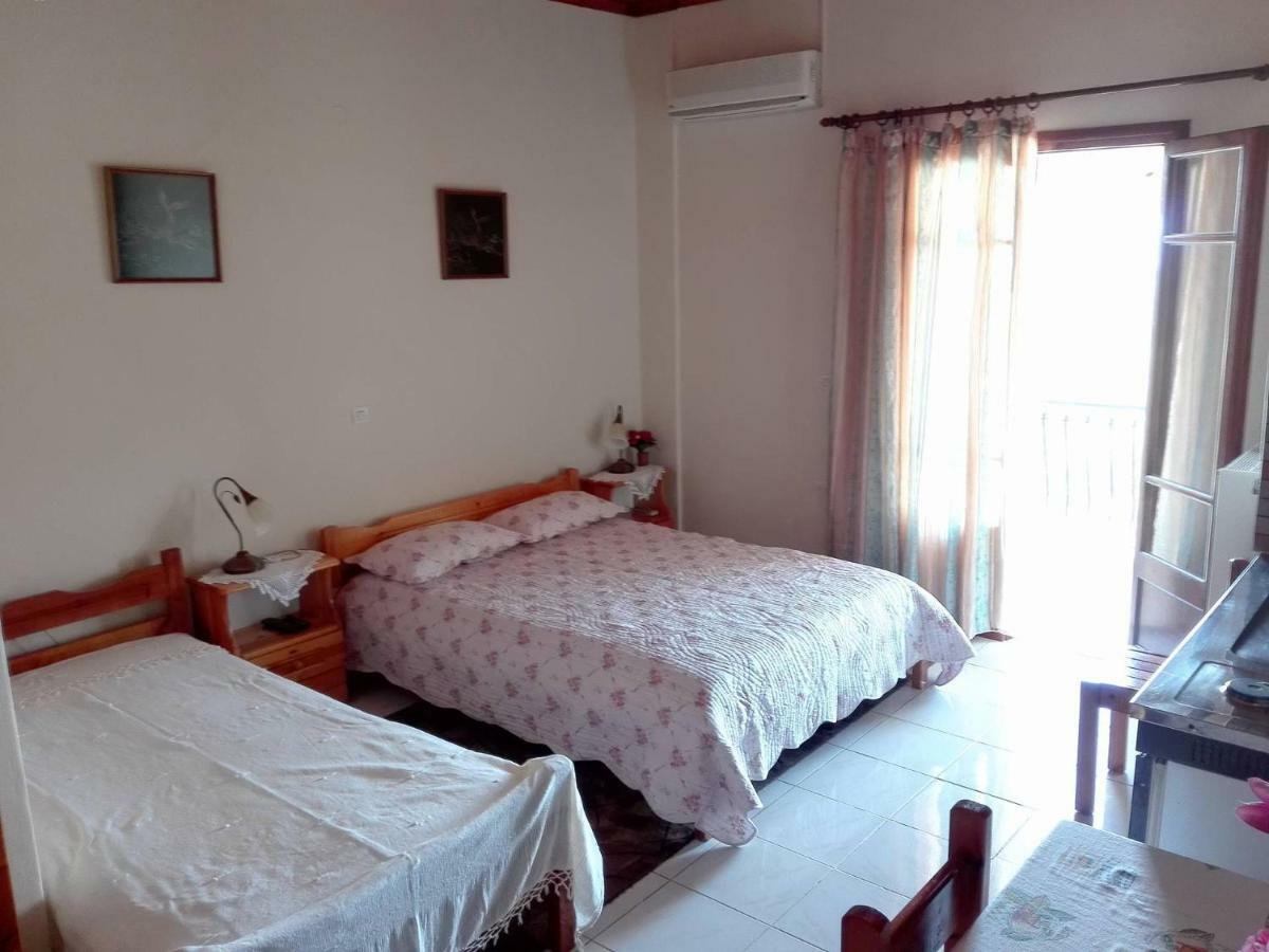 Toulatos Pantelis Apartman Puláta Kültér fotó